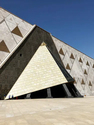 Kairo - Schätze im neuen Grand Egyptian Museum