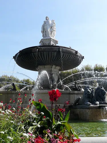 Provence - zwischen Tradition und Moderne