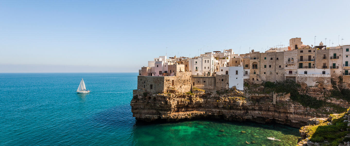 Apulien - Trulli, Staufer und mediterrane Auszeit Apulien - Trulli, Staufer und mediterrane Auszeit