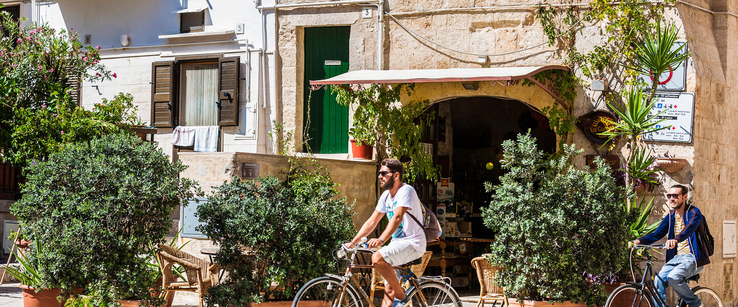 Apulien - Trulli, Staufer und mediterrane Auszeit Apulien - Trulli, Staufer und mediterrane Auszeit