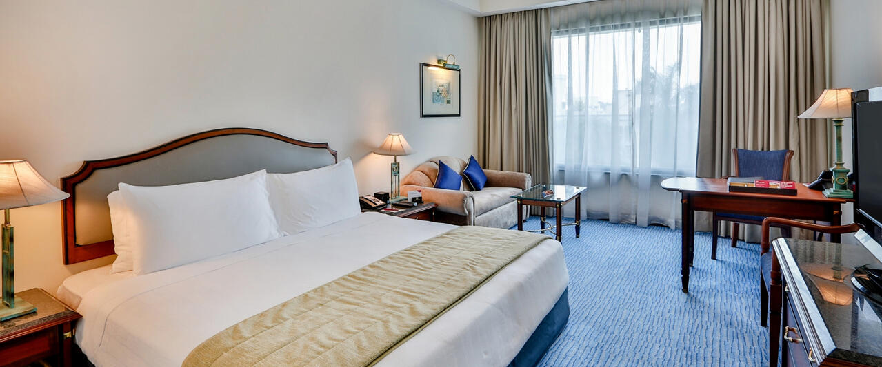 Crowne Plaza Chennai, Chennai